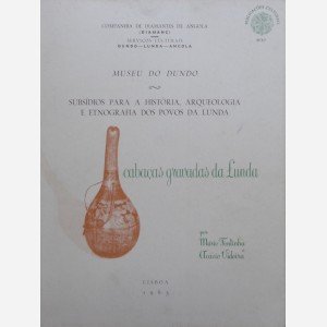 Cabaças gravadas da Lunda
