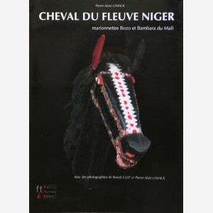Cheval du fleuve Niger