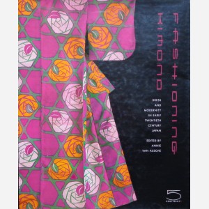 Fashioning Kimono